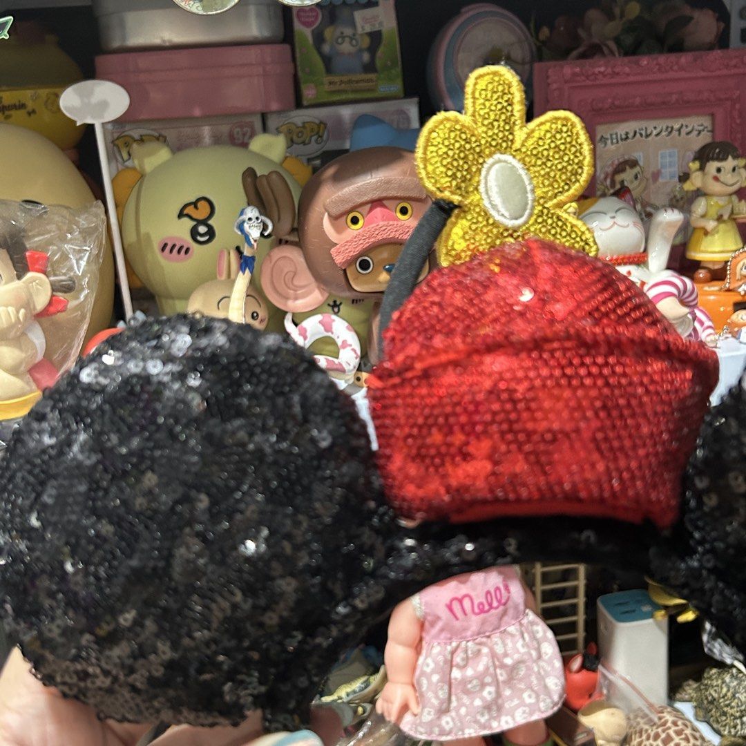 Disneyland Disney Mickey Mouse Headband (Category: Plushies & Soft Toys) located in Quezon City. Submitted by kitsune.treasures (Listing ID 1469227923, Image 3). Description: *First to pay policy! *1 day reservation only. Failure to pay on time, auto cancel. 📍Quezon City * MOD: J&T | Lalamove * MOP: GCASH | BPI 📦ON HAND AND READY TO SHIP! CONDITION: WHAT YOU SEE IS WHAT YOU GET. Dimensions: Kindly check the photos for the actual measurements. P