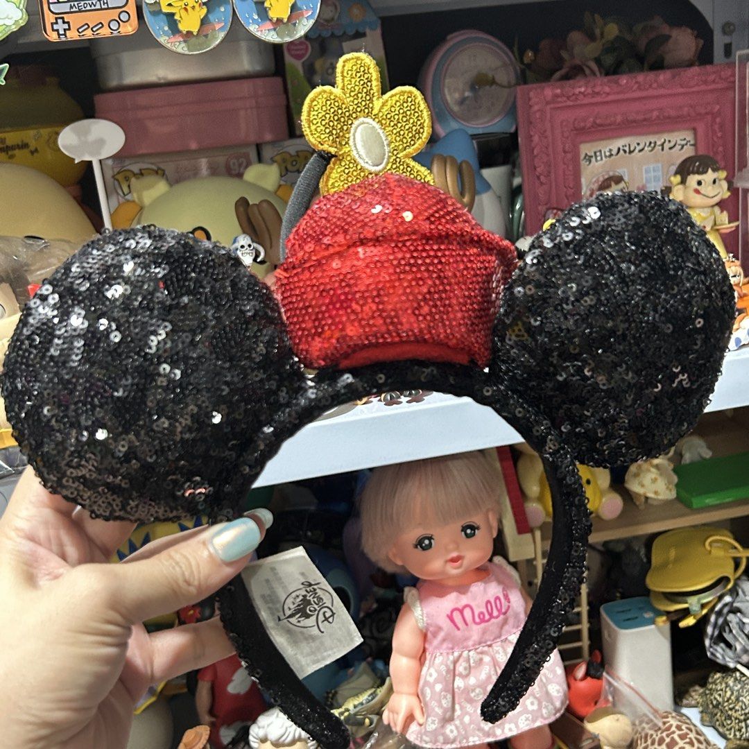 Disneyland Disney Mickey Mouse Headband (Category: Plushies & Soft Toys) located in Quezon City. Submitted by kitsune.treasures (Listing ID 1469227923, Image 2). Description: *First to pay policy! *1 day reservation only. Failure to pay on time, auto cancel. 📍Quezon City * MOD: J&T | Lalamove * MOP: GCASH | BPI 📦ON HAND AND READY TO SHIP! CONDITION: WHAT YOU SEE IS WHAT YOU GET. Dimensions: Kindly check the photos for the actual measurements. P