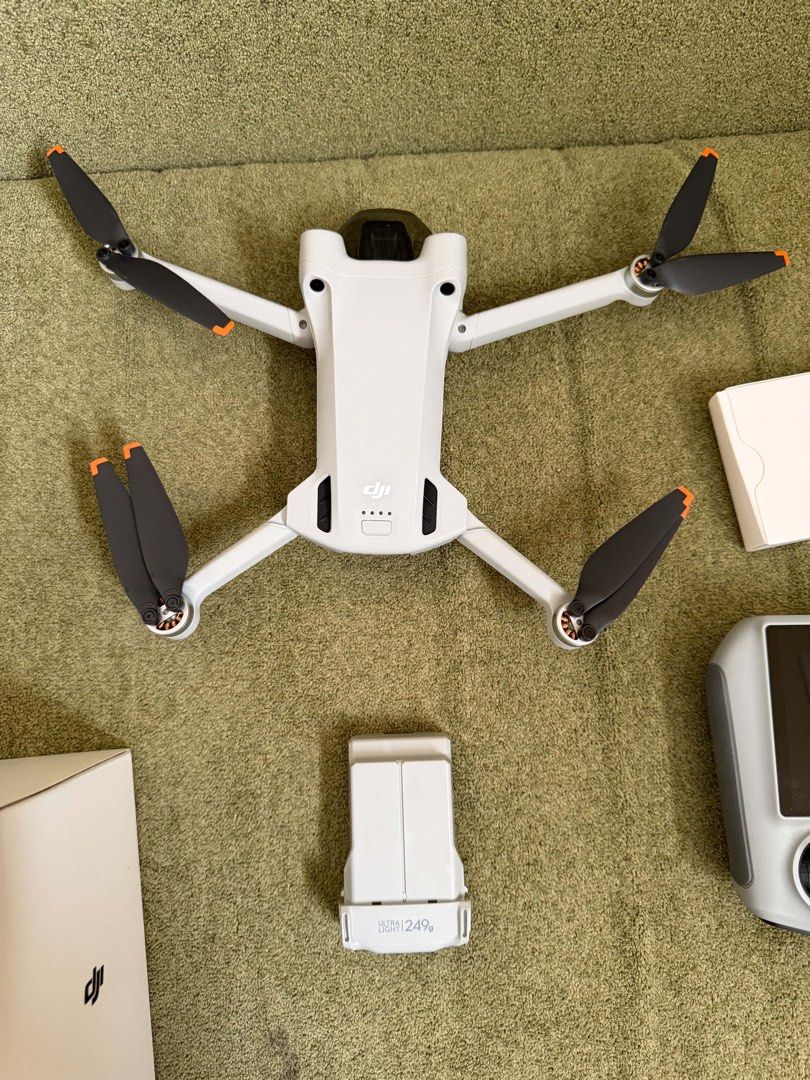 DJI Mini 3 Pro (Category: Drones) located in Dinalupihan. Submitted by veraprelove (Listing ID 1469182211, Image 3). Description: DJI Mini 3 Pro – Like New, Used Once Only! Selling my DJI Mini 3 Pro in excellent condition. Used only once and well taken care of. ✅ Almost brand new ✅ No issues, subject to buyer inspection ✅ Great for travel, aerial photography, and videos ✅ Complete accessories included (please see photos) Reason for selling: Not b