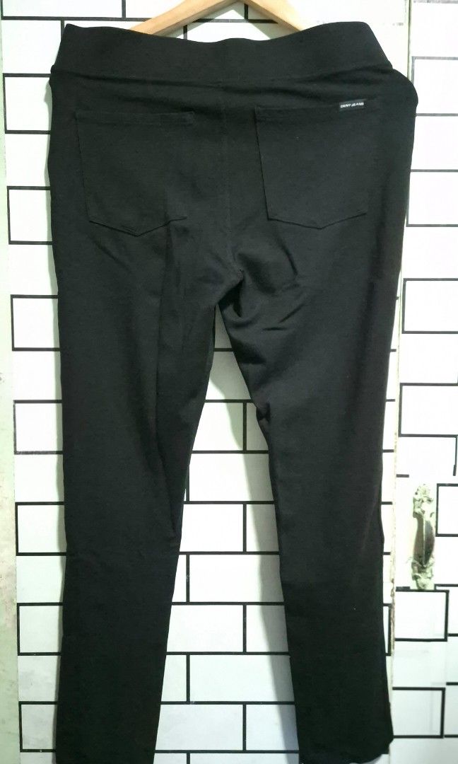 DKNY Pull On Black Pants (Category: Other Bottoms) located in Bulacan. Submitted by rgrs.collexn (Listing ID 1469249848, Image 2). Description: Super ganda. High quality talaga ung tela. Stretchable. Color rate: 10/10 Back pockets lang. Design lang ung sa front. Size: 32-38" sagad Length: 37.5" ✨ Check out my listings for more affordable preloved finds! ✨ Please manage your expectations as all items are preloved. Any flaw/s, if applicable, will b