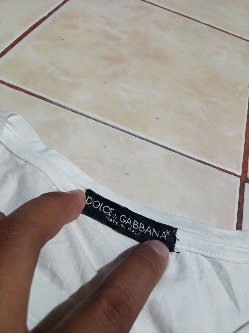 dolce Gabbana (Category: Activewear) located in Cavite. Submitted by goodluckythrifty (Listing ID 1469322258, Image 3). Description: .
