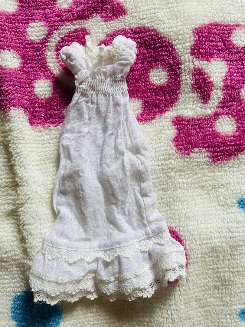 doll dress (Category: Announcements) located in Manila. Submitted by fiercewhale.c4f0e2 (Listing ID 1469271661, Image 1). Description: .