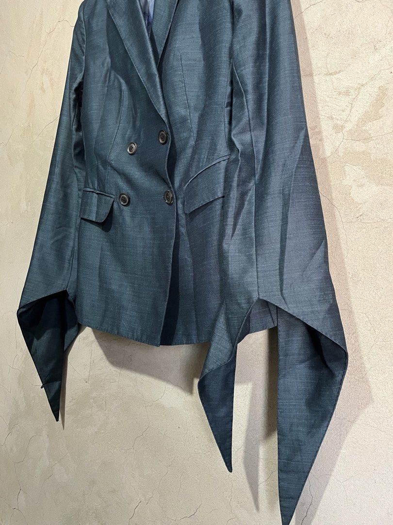 double-breaste structural blazer (Category: Coats, Jackets and Outerwear) located in Cagayan de Oro. Submitted by vintagevvvictim (Listing ID 1469206156, Image 3). Description: size S excellent condition.