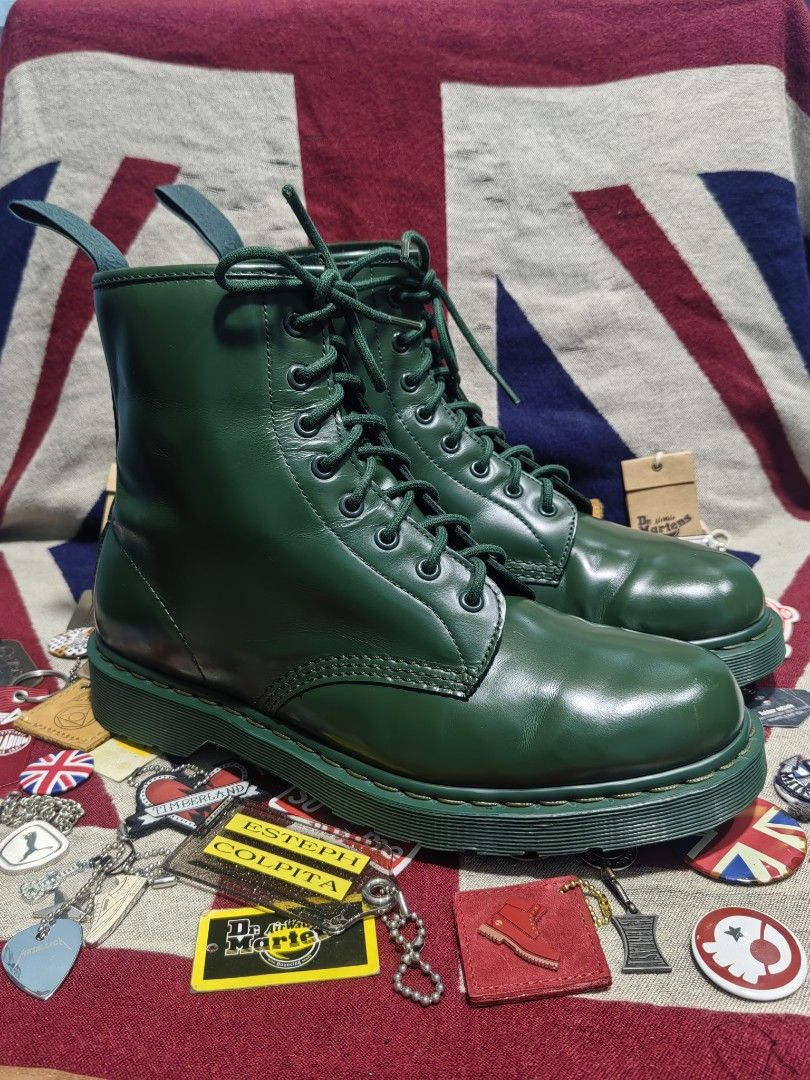 DR. MARTENS 1460 MONO GREEN (Category: Boots) located in Baguio. Submitted by curated_luxe_brandeds (Listing ID 1469182424, Image 1). Description: DR. MARTENS 1460 MONO GREEN AUTHENTIC PAIR UK 10 US 11 MENS EUR 45 PHP 4580 +SF SEE PICS FOR DETAILS EXCELLENT CONDITION COLOR MAY VARY DUE TO LIGHTING MOP BDO /GCASH NO COD /COP PHYSICAL STORE :STALL 324A THIRD FLOOR SKYWORLD SESSION ROAD BAGUIO CITY FB PAGE /CAROUSELL : curated_luxe_brandeds FACEBOOK