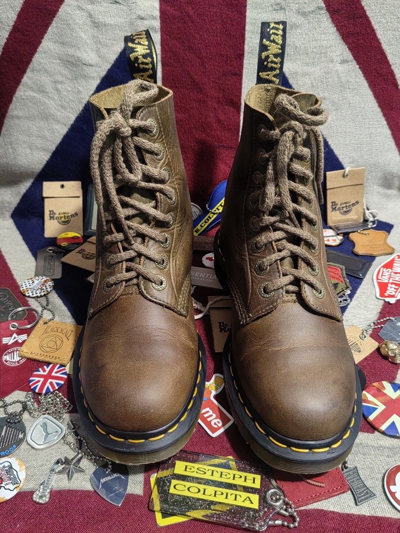 DR. MARTENS 1460 PASCAL MIE (Category: Boots) located in Baguio. Submitted by curated_luxe_brandeds (Listing ID 1469195857, Image 2). Description: DR. MARTENS 1460 PASCAL MADE IN ENGLAND WITH HORWEEN LEATHER GUARANTEED AUTHENTIC UK 7 US 8 MENS EUR 41 PHP 6580+SF SEE PICS FOR DETAILS EXCELLENT CONDITION COLOR MAY VARY DUE TO LIGHTING MOP BDO /GCASH NO COD /COP PHYSICAL STORE :STALL 324A THIRD FLOOR SKYWORLD SESSION ROAD BAGUIO CITY FB PAGE /CAROUS