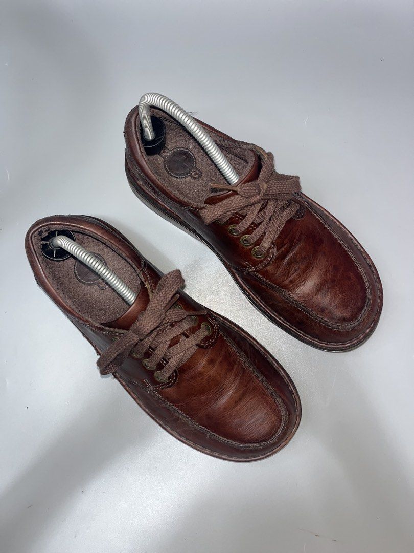 Dr. Martens low-top shoes, (Category: Casual Shoes) located in Lala. Submitted by adrian.885 (Listing ID 1469206575, Image 3). Description: Dr. Martens low-top shoes, IN GOOD CONDITION MINIMAL SOCK LINES ISSUE OPEN FOT RESERVATION .