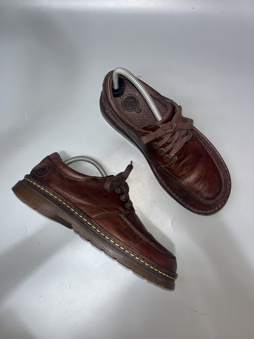 Dr. Martens low-top shoes, (Category: Casual Shoes) located in Lala. Submitted by adrian.885 (Listing ID 1469206575, Image 2). Description: Dr. Martens low-top shoes, IN GOOD CONDITION MINIMAL SOCK LINES ISSUE OPEN FOT RESERVATION .