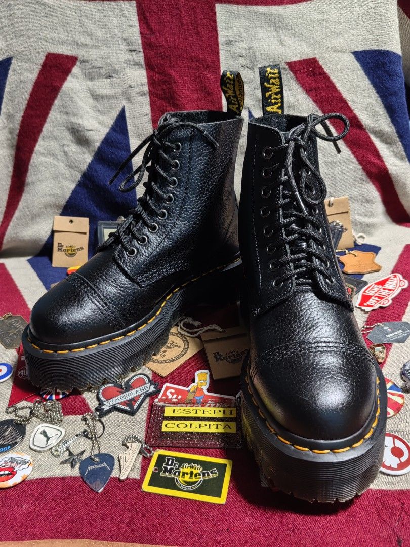 DR. MARTENS SINCLAIR (Category: Boots) located in Baguio. Submitted by curated_luxe_brandeds (Listing ID 1469196870, Image 3). Description: DR. MARTENS SINCLAIR AUTHENTIC PAIR UK 5 US 7 WOMENS EUR 38 PHP 5880+SF SEE PICS FOR DETAILS LIKE NEW CONDITION COLOR MAY VARY DUE TO LIGHTING MOP BDO /GCASH NO COD /COP PHYSICAL STORE :STALL 324A THIRD FLOOR SKYWORLD SESSION ROAD BAGUIO CITY FB PAGE /CAROUSELL : curated_luxe_brandeds FACEBOOK SELLING ACCOUNT