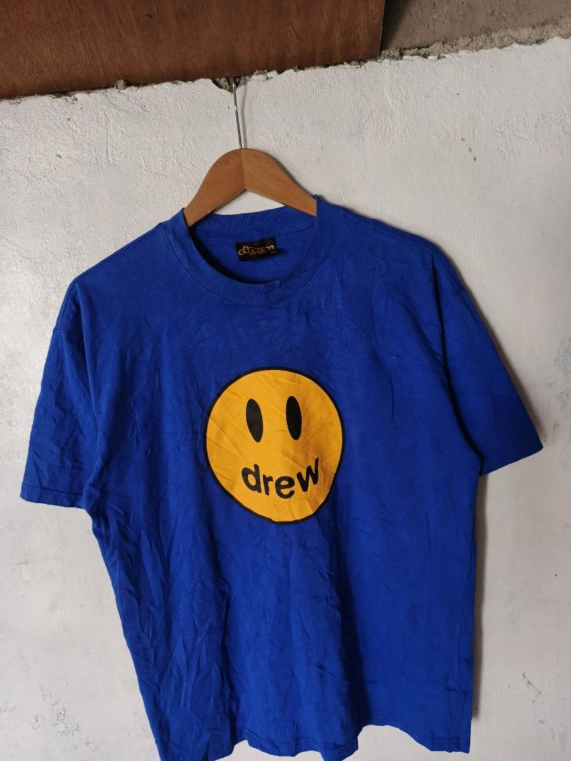 Drew house (Category: Tshirts & Polo Shirts ) located in Manila. Submitted by newfish_e4d408 (Listing ID 1469280884, Image 2). Description: 900d sf Drew house moscot shirt Medium Best Large (21/27.5) Excellent to new.
