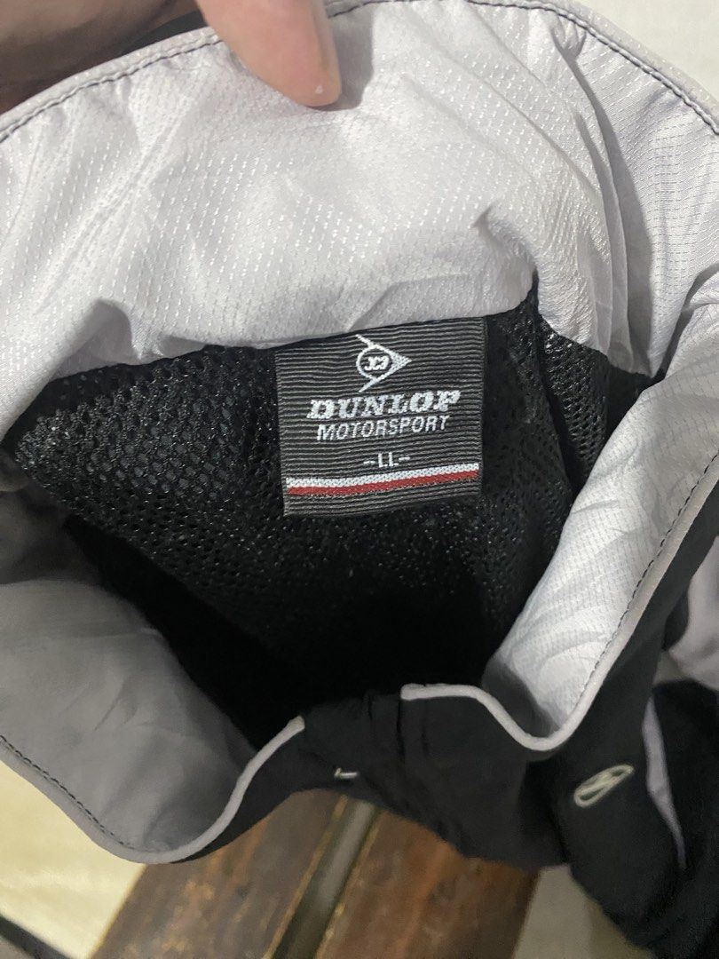 Dunlop Windbreaker (Category: Coats, Jackets and Outerwear) located in Quezon City. Submitted by royalturtle-1071 (Listing ID 1469295348, Image 2). Description: .