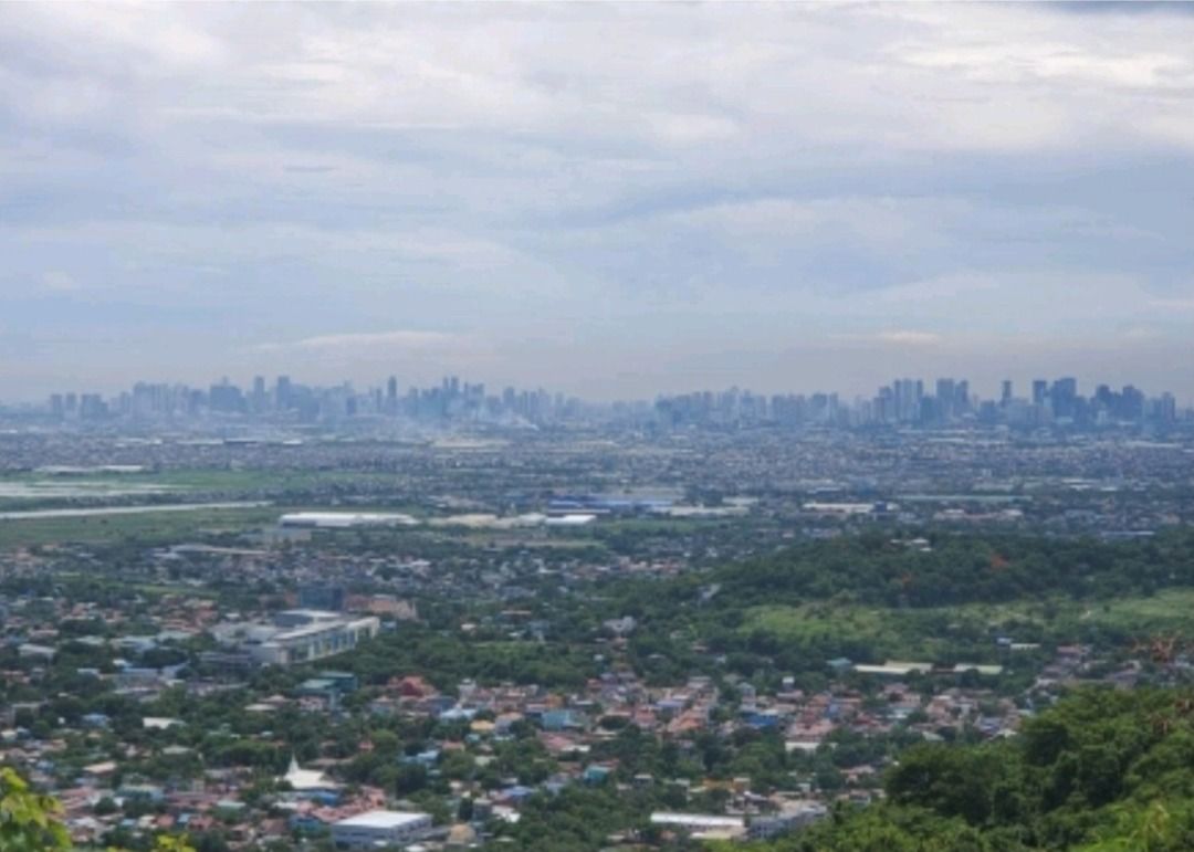 Eastridge Binangonan, Rizal (Category: Lot) located in Makati City. Submitted by chie.reyes (Listing ID 1469304658, Image 2). Description: LA 514sqm, corner lot Unobstructed view of Metro Manila Skyline Good for Airbnb or resort.
