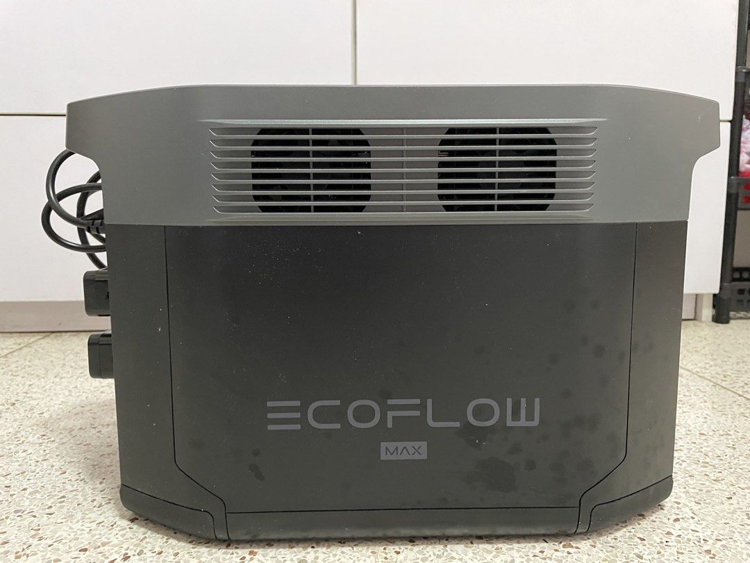 Ecoflow E2000 Generator (Category: Everything Else Others) located in Manila. Submitted by daddythrifter (Listing ID 1469205304, Image 1). Description: Bought last May 2026 Rfs: not suited to our needs, will buy a bigger one Height: 12” Width: 9.25” Length: 19.25”.