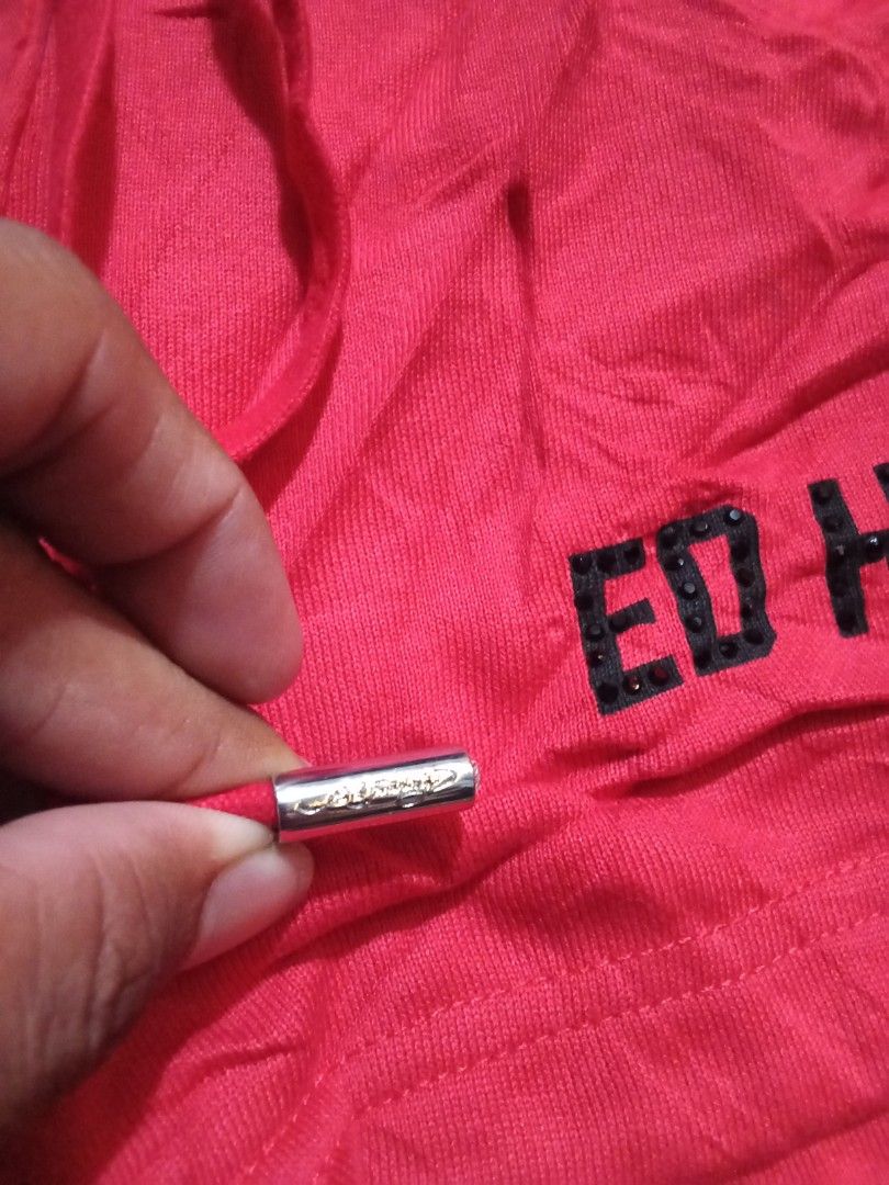 Ed hardy (Category: Shorts) located in Manila. Submitted by tcbukay_zxc25 (Listing ID 1469337908, Image 3). Description: ed Hardy short size xs excellent no issue.
