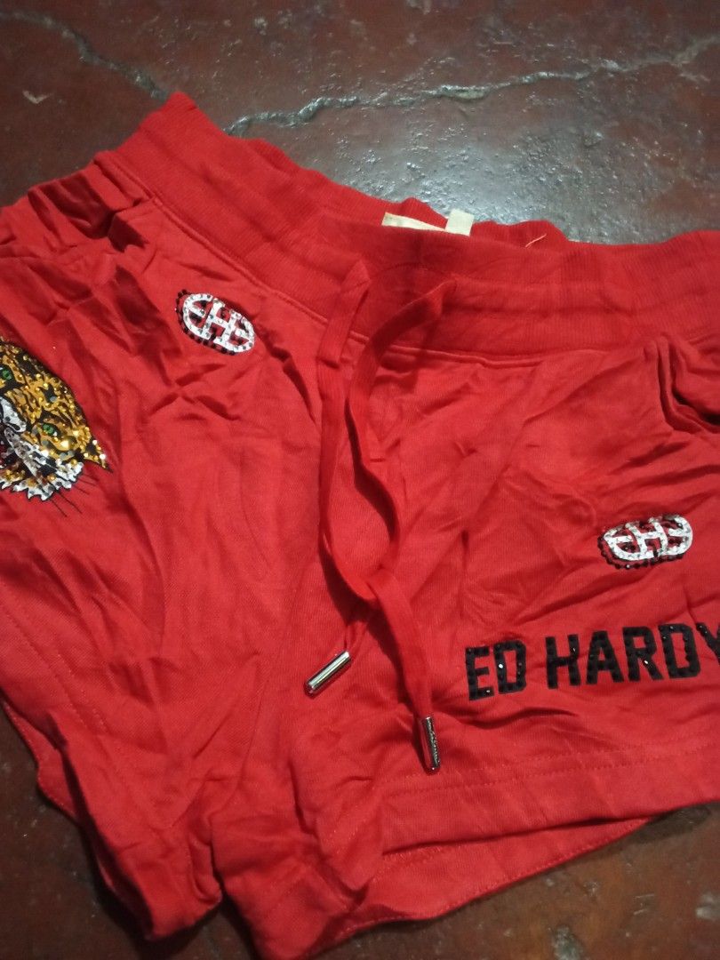 Ed hardy (Category: Shorts) located in Manila. Submitted by tcbukay_zxc25 (Listing ID 1469337908, Image 2). Description: ed Hardy short size xs excellent no issue.