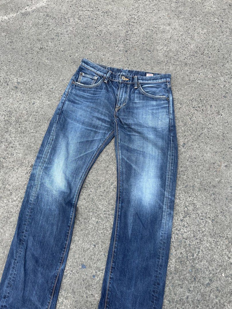 Edwin 503 Japan Denim Jeans (Category: Jeans) located in Cavite. Submitted by kulotjunks (Listing ID 1469198339, Image 2). Description: Edwin 503 Japan Denim Jeans Size: 31 Waist: 32 Length: 43 Thigh: 11 Hem: 8.5 Excellent Condition 🏷️ Price: ₱880.