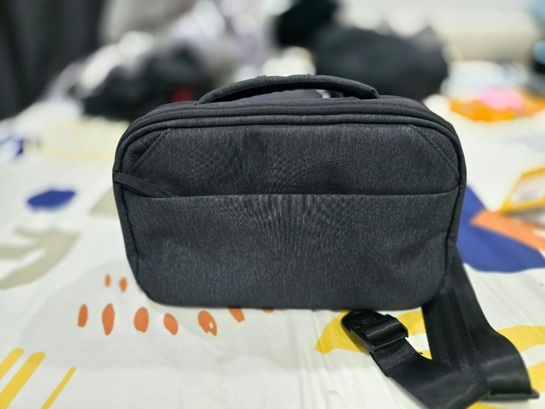 Elecom Off Toco Organizational Body Bag (Category: Camera Bags & Carriers) located in Caloocan City. Submitted by elcian (Listing ID 1469261683, Image 2). Description: **FOR SALE: ELECOM OFF TOCO Organizational Body Bag – Japanese Design Looking for a compact, well-organized everyday carry bag? The **ELECOM OFF TOCO Organizational Body Bag** is designed for gadget lovers who want to keep their essentials organized without carrying a bulky bag. Pe