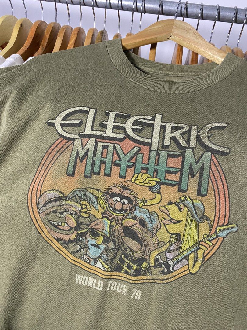 Electric Mayhem shirt (Category: Formal Shirts) located in Trece Martires City. Submitted by ridgeridethrift (Listing ID 1469303201, Image 2). Description: Width- 21.5 Length - 29 Pen hole underarm.