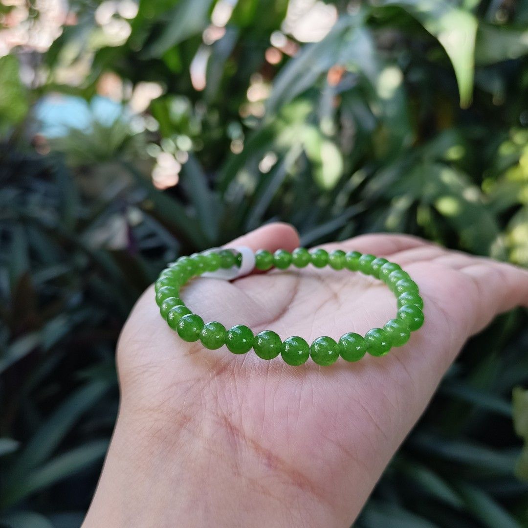 Emerald Jade (Category: Bracelets) located in Manila. Submitted by enchantra_gems (Listing ID 1469331885, Image 3). Description: 💚 Emerald Jade Bracelet ✨ Elegant, vibrant, and timeless. The Emerald Jade Bracelet showcases beautiful green tones that bring a touch of luxury to your everyday style. Loved for its rich color and classic appeal, this bracelet is a lovely choice for gemstone collectors and meaningful gift-giving. 🍀 💎 Details - Stone