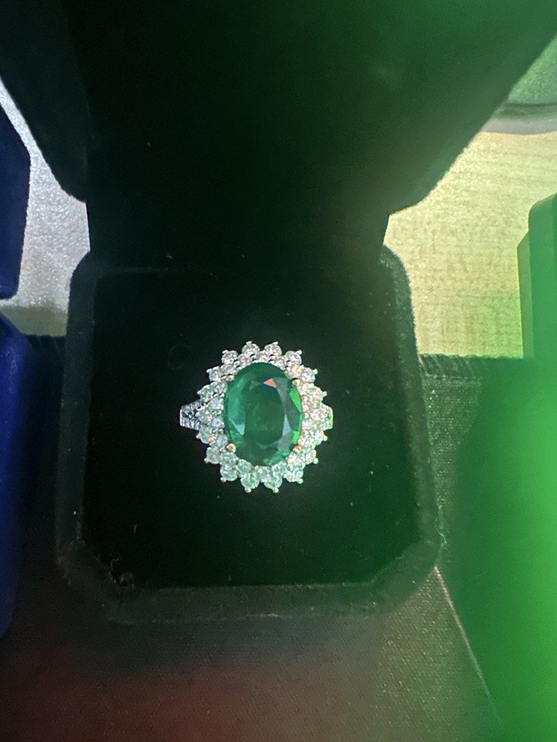 Emerald Ring with Natural Diamond with certificate (Category: Jewelry) located in Quezon City. Submitted by dazzlejeweller (Listing ID 1469203223, Image 1). Description: .