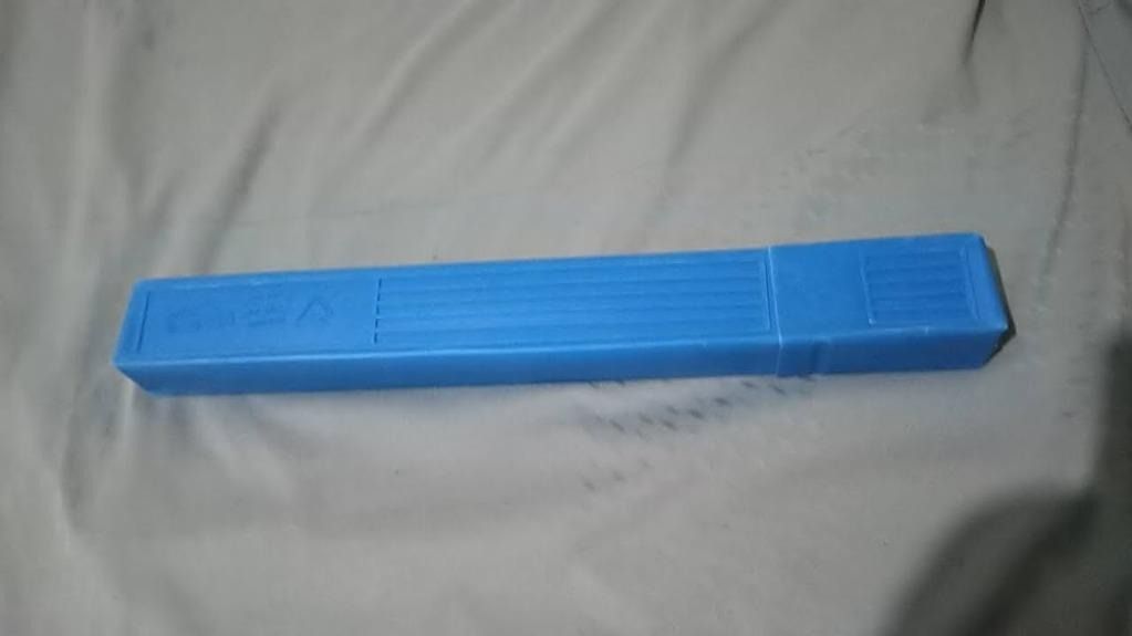Emergency Warning Triangles with Blue Case (Category: Construction Tools & Equipment) located in Quezon City. Submitted by susmaryosep1 (Listing ID 1469289647, Image 3). Description: - Includes 1 red and 1 yellow foldable emergency warning triangle - Comes with a durable blue plastic storage case - Handy highway distance instructions molded directly onto the case - Compact design, easy to store neatly in your car trunk - Essential safety accessor