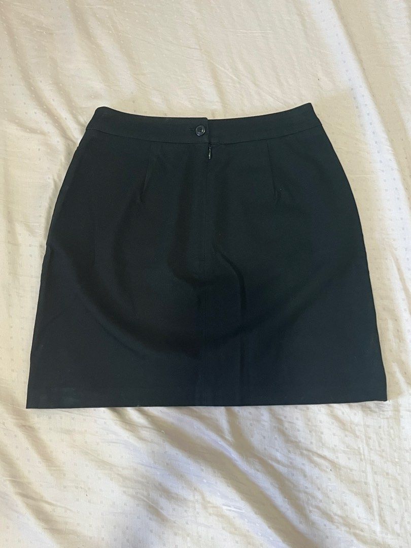 Esprit Black Mini Skirt (Category: Skirts) located in Angeles City. Submitted by ferriccii (Listing ID 1469252464, Image 1). Description: Waist: 27 in Length: 16 in Never worn, but has been in my closet for a year.