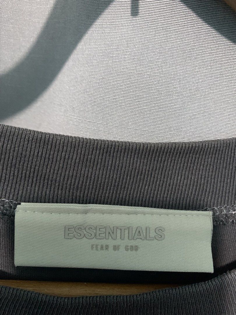 Essential (Category: Activewear) located in Bayombong. Submitted by johnestrell315 (Listing ID 1469308471, Image 3). Description: .