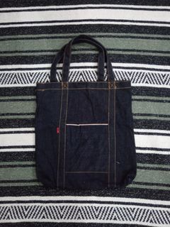 (Category: ) located in . Submitted by Rarerare.store (Listing ID 1469371109, Image 1). Description: .