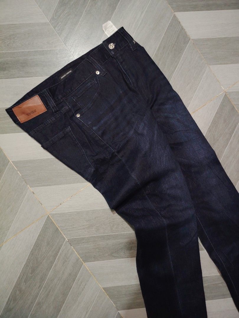 EVISU Leather Patch (Category: Jeans) located in Polomolok. Submitted by urfindsph (Listing ID 1469187900, Image 2). Description: Evisu Leather Patch Size 30-31 Tape measure Length 39 Brandnew Condition No issue - Ganda ng Color 😍 Pm sir.