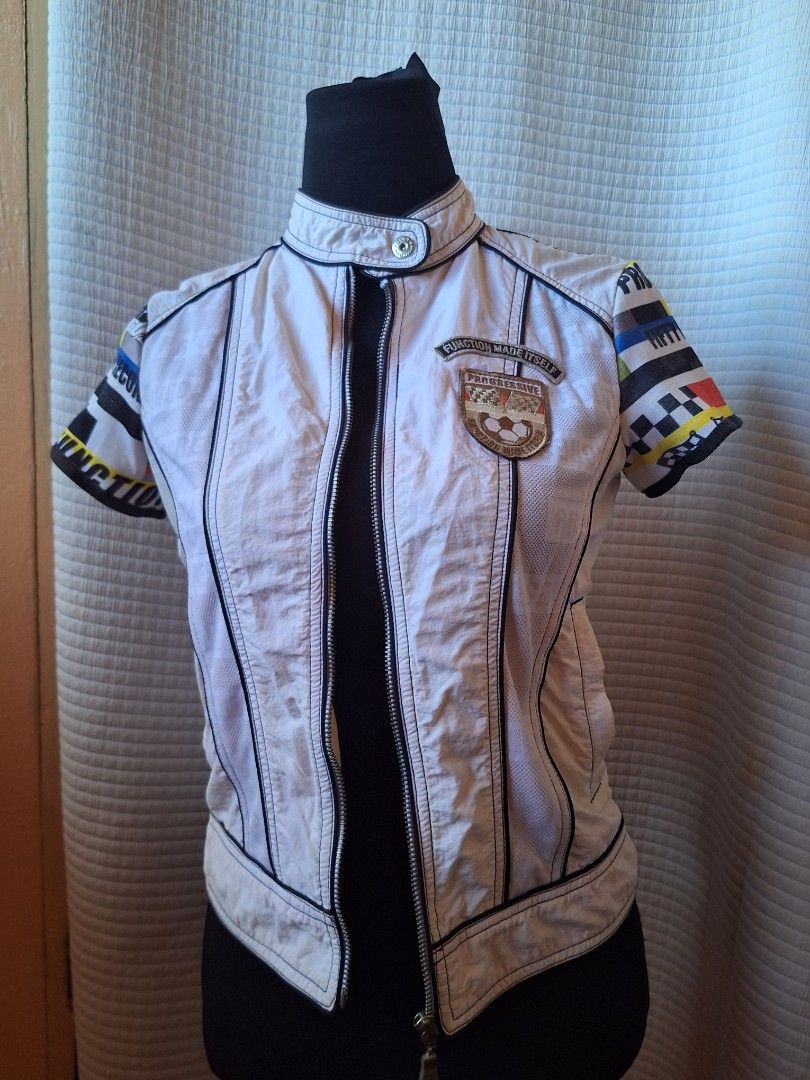 EXR White Sporty Jacket Size S (Category: Coats, Jackets and Outerwear) located in Balamban. Submitted by ubethan (Listing ID 1469231050, Image 1). Description: - Size: Small (S) - Style: Streetwear racing jacket - Material: Lightweight nylon body with breathable mesh side panels - Design: Full zip front, stand collar, and eye-catching checkered and colorful striped sleeves - Details: Embroidered 'progressive' chest patches and embossed wording o