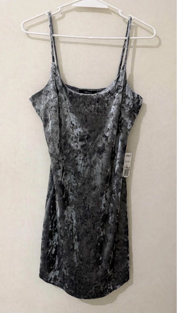 F21 velvet gray dress (Category: Dresses) located in Lucban. Submitted by amandabdel87777 (Listing ID 1469242495, Image 1). Description: .