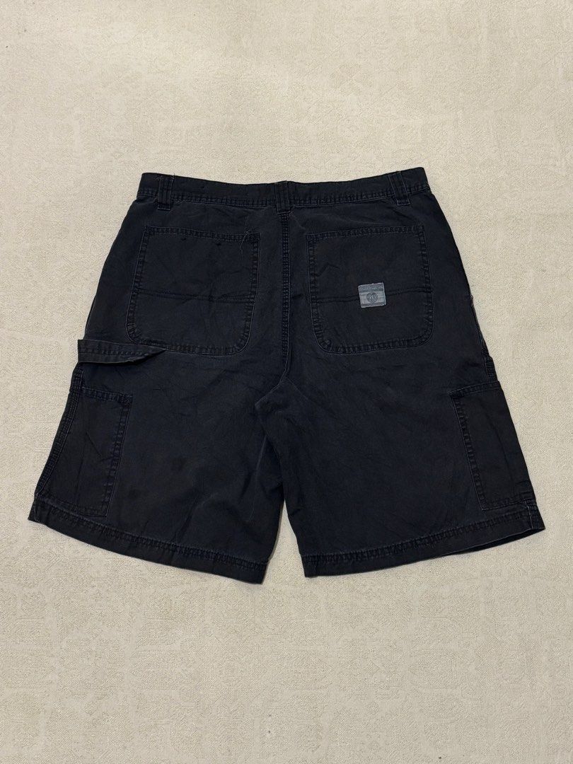 Faded Glory Black Carpenter Shorts (Category: Shorts) located in Angeles City. Submitted by luigisells (Listing ID 1469251375, Image 1). Description: Size 32 Very Good Condition Issue/s: none MOP: Gcash or Bank Transfer Courier: J&t Express.