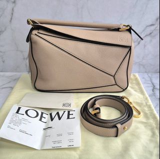 (Kategori: ) berada di . Dikirim oleh kiano_shoes (ID iklan 1469234816, Gambar 1). Deskripsi: .