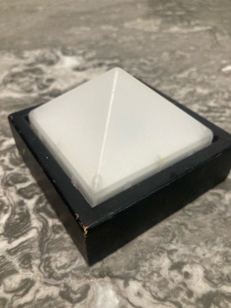 Febresee flameless luminary base (Category: Everything Else Others) located in Paniqui. Submitted by swiftdragon.c69cc8 (Listing ID 1469279127, Image 3). Description: .