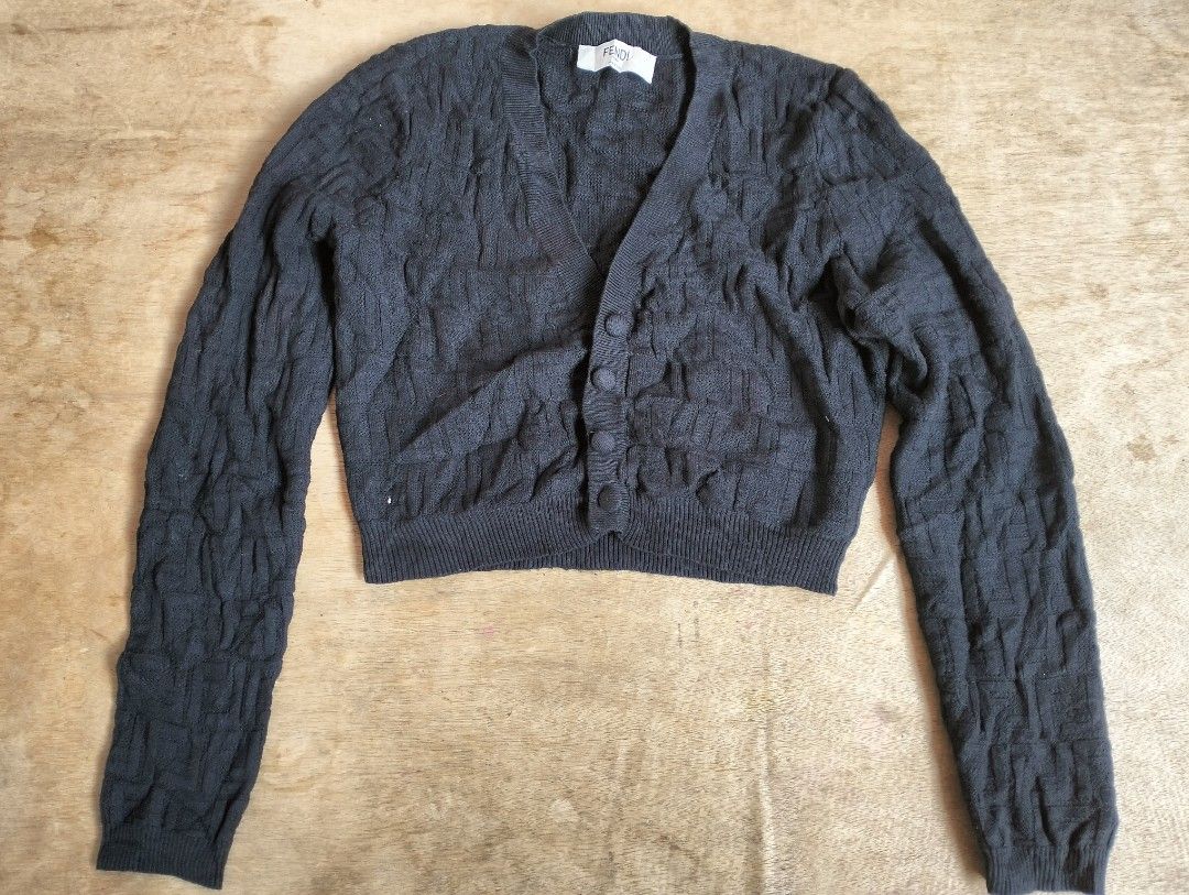 Fendi cardigan knitted (Category: Luxury Apparel) located in San Carlos City. Submitted by guioverlua72920 (Listing ID 1469203393, Image 1). Description: Fendi cardigan knitted size 36 on tag excellent condition no issue ₱1000+sf location San Carlos city Negros Occidental.