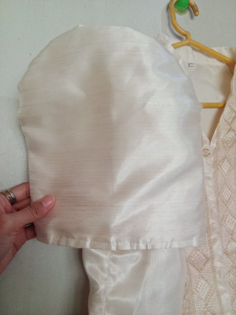Filipiniana (Category: Others Tops) located in Manila. Submitted by thezeeshop (Listing ID 1469187310, Image 3). Description: Worn once only. Washed Large 💳 GCash / Cash 🚚 Lalamove / QuickTime Courier / LBC COP/ pickup 📍 Meetup: LRT Quirino Station ❌COD and other checkouts Reminders: ◾If in doubt, don’t make an offer. Let’s not waste each other’s time. ◾Sure buyers ONLY. Wag magmessage tapos di magrereply/seen lang pagkatapos..