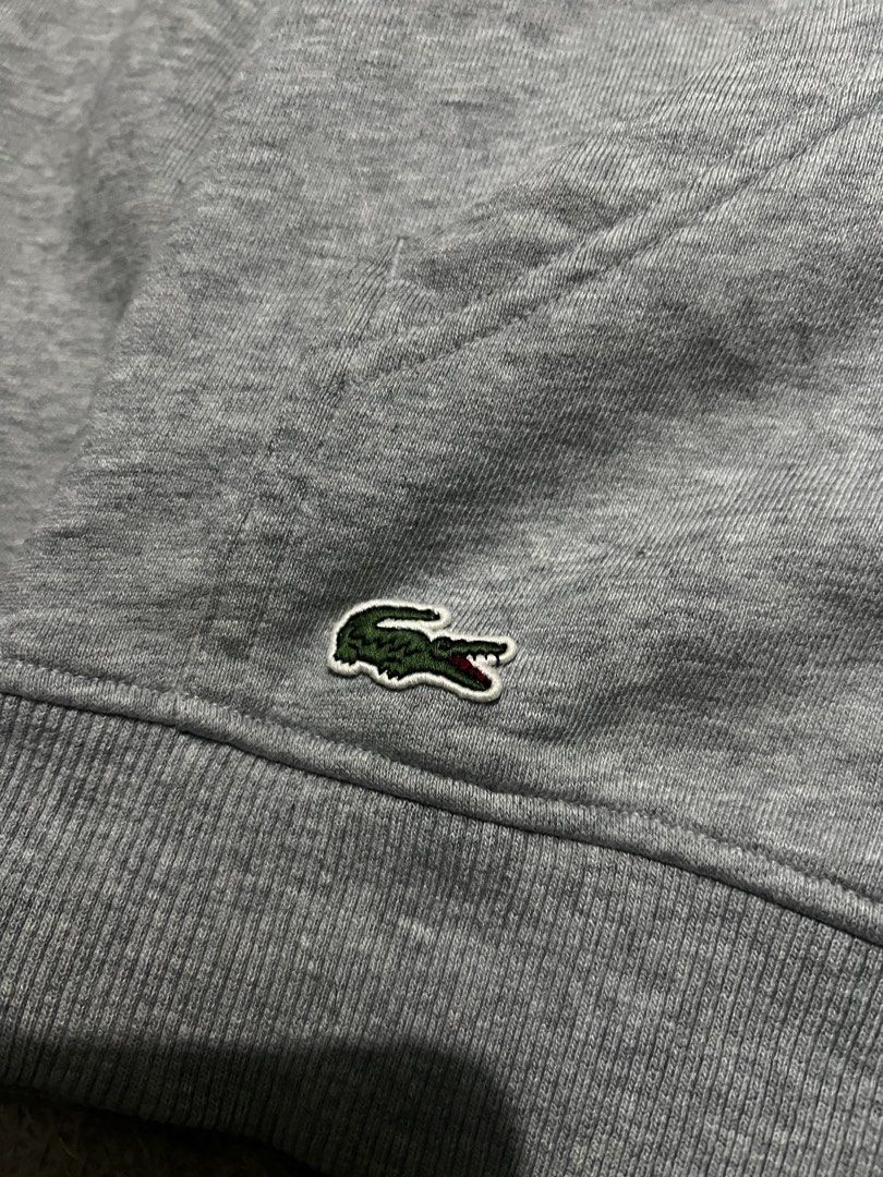 fleece full-zip hoodie Lacoste L!ve (Category: Hoodies) located in Mexico. Submitted by iseemiyakee. (Listing ID 1469324146, Image 2). Description: Size Small 18.5 width 26 length no issue excellent condition .