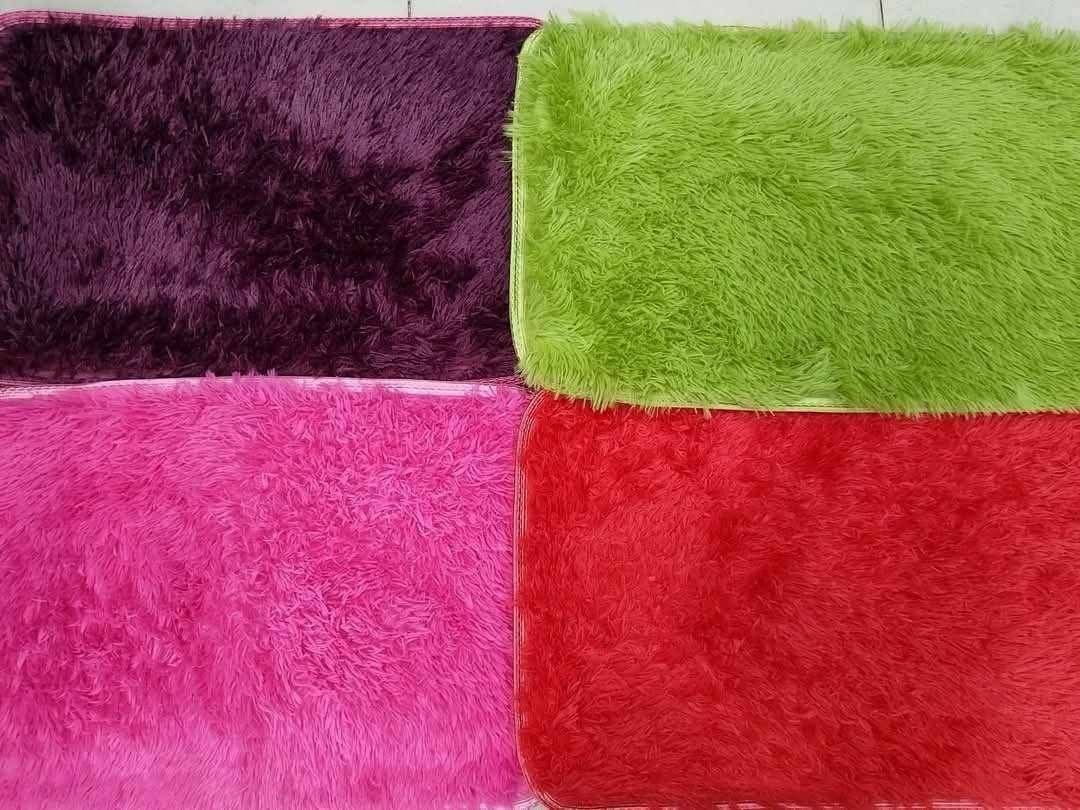 Fluffy doormat (Category: Carpets, Mats & Flooring) located in Manila. Submitted by lyfrancois14 (Listing ID 1469191069, Image 1). Description: .