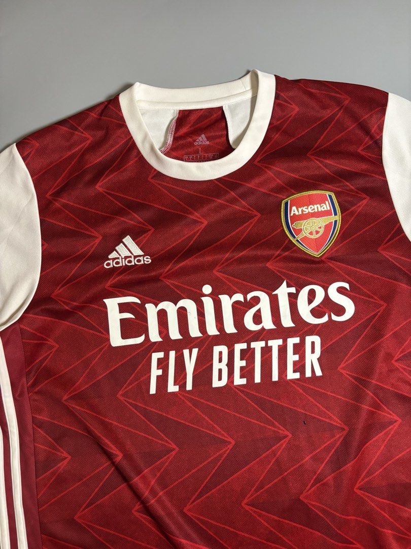 Fly emirates football jersey (Category: Tshirts & Polo Shirts ) located in Manila. Submitted by austinace04 (Listing ID 1469194090, Image 2). Description: Excellent condition Size L On Tag 22 x 28 9.8/10 color rate.