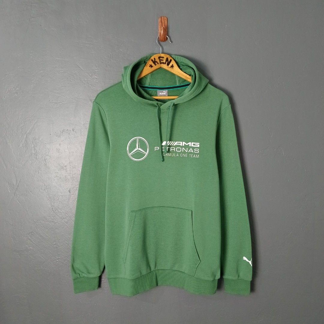 For Men - Puma x Petronas - F1 (Category: Coats, Jackets and Outerwear) located in Bacolod City. Submitted by drop.ph (Listing ID 1469245000, Image 2). Description: Puma - Mercedes AMG Petronas F1 Authentic *Size M - 22x28 *Excellent *No Flaws *Price: 880php *Add SF if outside Bacolod City.