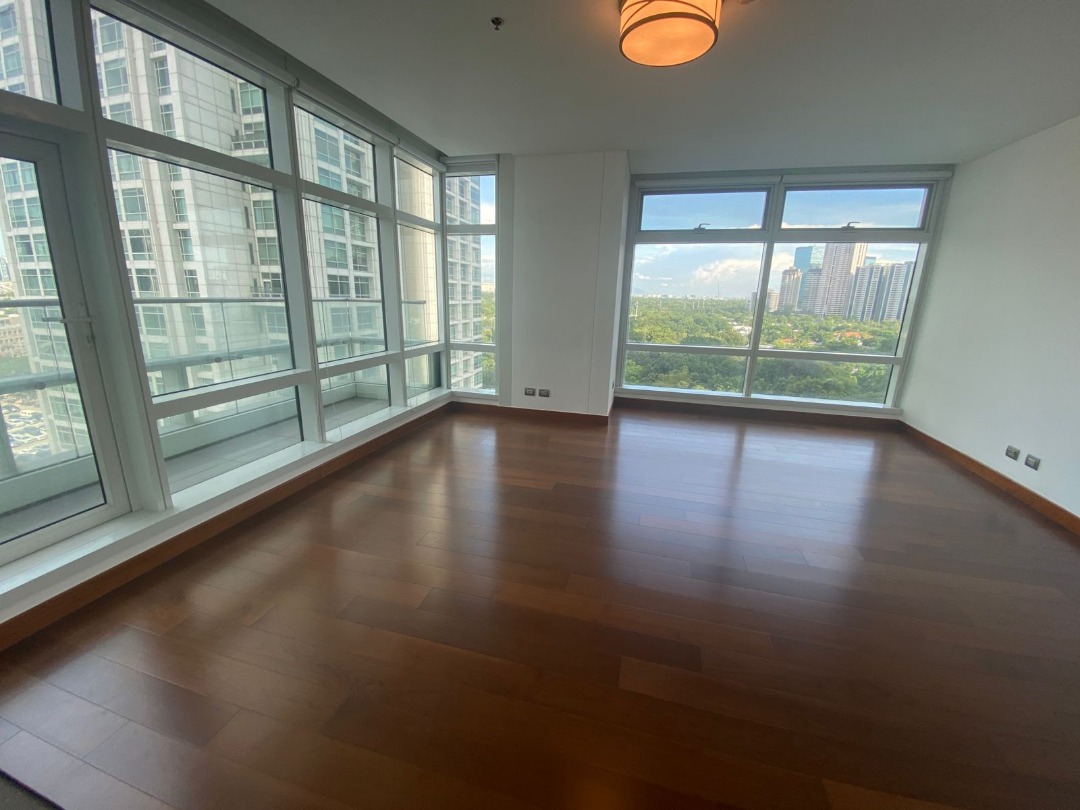 (Category: ) located in . Submitted by hvp.realtyinc (Listing ID 1469233882, Image 1). Description: .