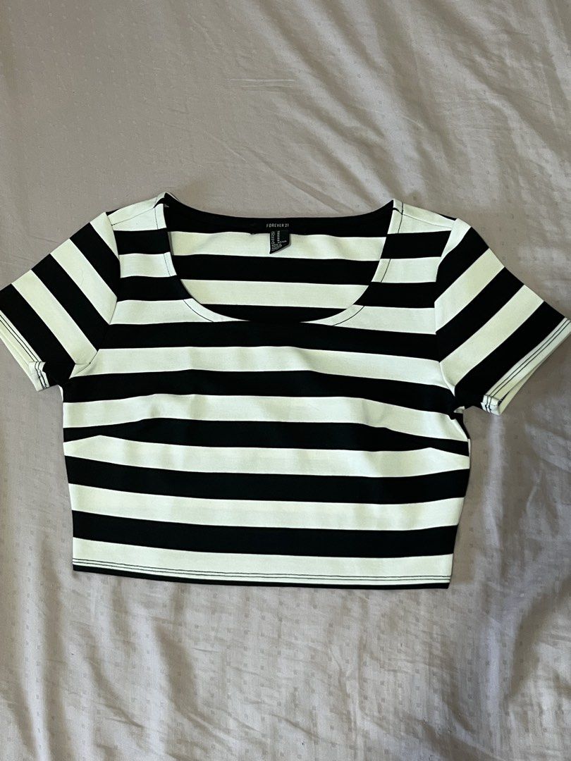 Forever 21 Black and White Striped Crop Top (Category: Blouses) located in Angeles City. Submitted by ferriccii (Listing ID 1469253552, Image 1). Description: .