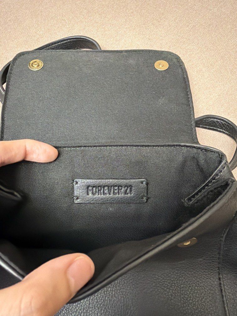 Forever 21 Black Leather Mini backpack (Category: Backpacks) located in Las Pinas. Submitted by thealyssacloset (Listing ID 1469240027, Image 2). Description: .