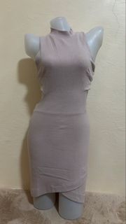 (Category: ) located in . Submitted by zellethrifts (Listing ID 1469302480, Image 1). Description: .
