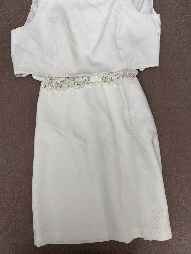 Forever 21 White Dress (Category: Dresses) located in Las Pinas. Submitted by thealyssacloset (Listing ID 1469241219, Image 3). Description: .