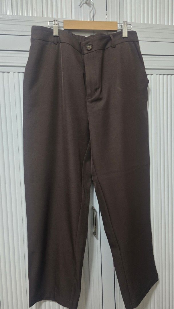 for-me Brown Trousers Size L (Category: Trousers) located in Cabanatuan. Submitted by belle_1013 (Listing ID 1469312774, Image 1). Description: - Brand: For-Me - Color: Brown - Size: Large (tag attached inside) - Closure: Front button waistband - Style: Classic everyday wear - Fit: Comfortable and clean material.