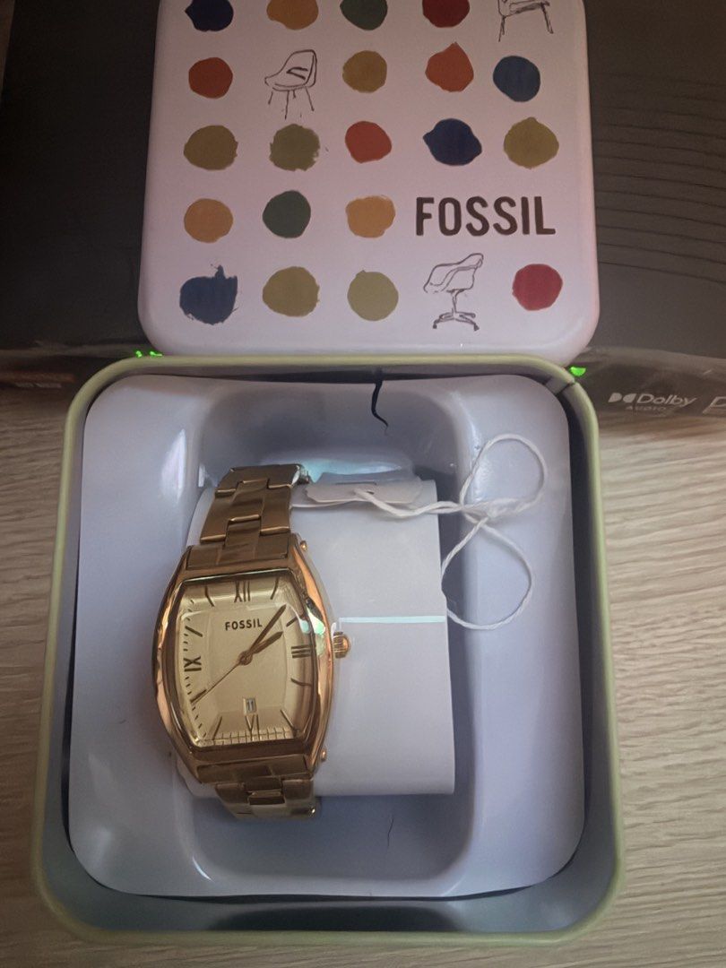 FOSSIL 32mm preloved no flaws (Category: Women's Watches) located in General Trias. Submitted by trendz_fazhion (Listing ID 1467468643, Image 3). Description: post: ‼️ STORE POLICY & REMINDERS ‼️ 🛒 Product Details ✅ Fixed Price: Prices are strictly final as posted. ✅ 100% original, and directly bought from stores in the USA 💯pre-loved, used 3x, lightweight when worn 💳 Payment & Ordering Terms ✅ Payment First: Strictly payment first before disp