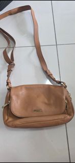 (Category: ) located in . Submitted by js.tan. (Listing ID 1469244332, Image 1). Description: .