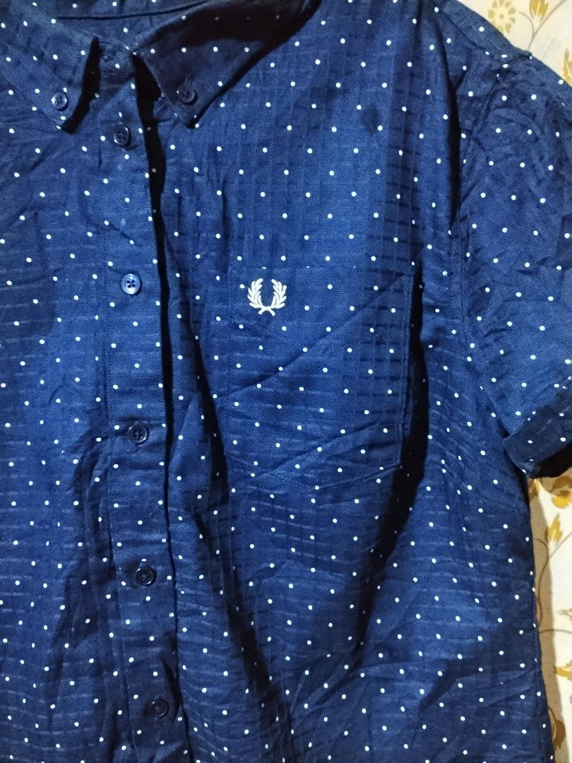 Fred Perry polka dot short-sleeved shirt (Category: Shirts) located in Talacogon. Submitted by clsthrifty (Listing ID 1469250382, Image 3). Description: Authentic Size Medium to slim fit Large Dimes 19*25.5 Color rate 10/10 Condition 10/10 No issue Negotiable message lng po.