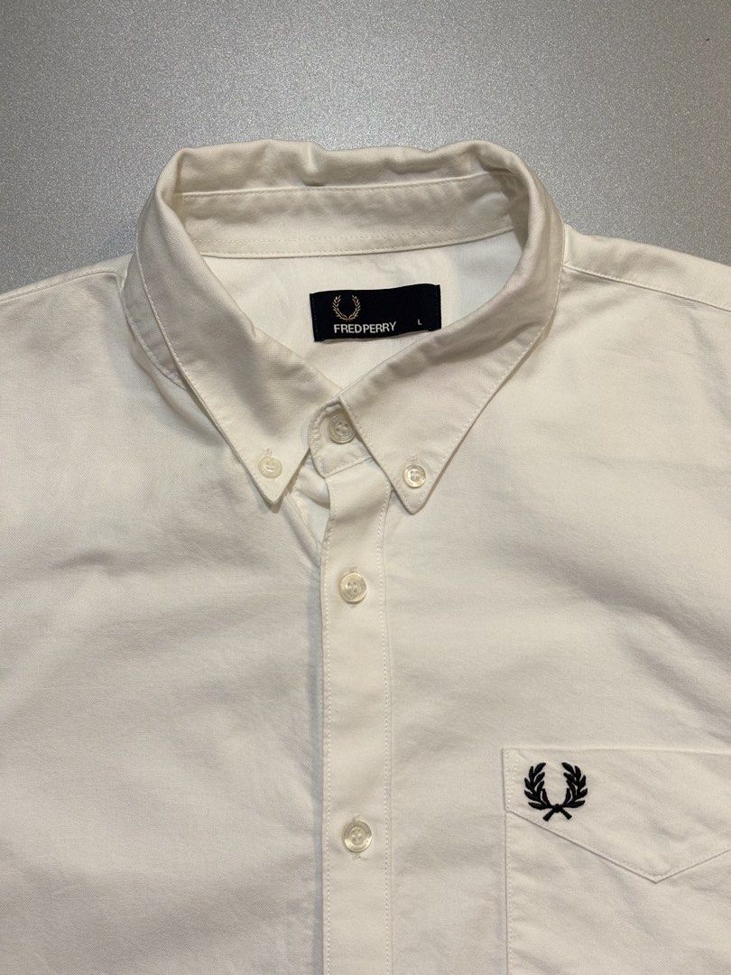Fred Perry short sleeve (Category: Tshirts & Polo Shirts ) located in Caloocan City. Submitted by thlyn (Listing ID 1469338644, Image 1). Description: As new condition .
