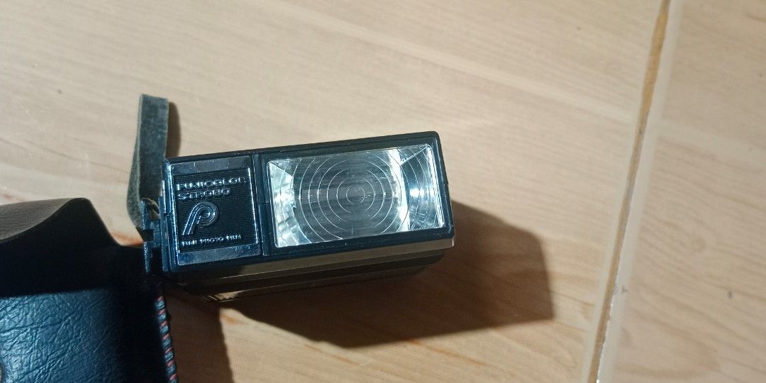 Fuji Fujicolor Strobo Camera Flash for sale (Category: Flashes) located in Bulacan. Submitted by Shoppe.Ups (Listing ID 1469288654, Image 2). Description: what you see is what you get meetups: guiguinto plaridel bulacan - J&T *(Payment First) - LBC COP/COD *(payment first for shipping fee only) -pickup / lalamove *mop: via gcash pm for interested.